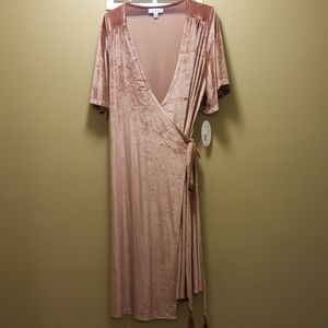 Velvet blush dress 2x Boutique from jc penny